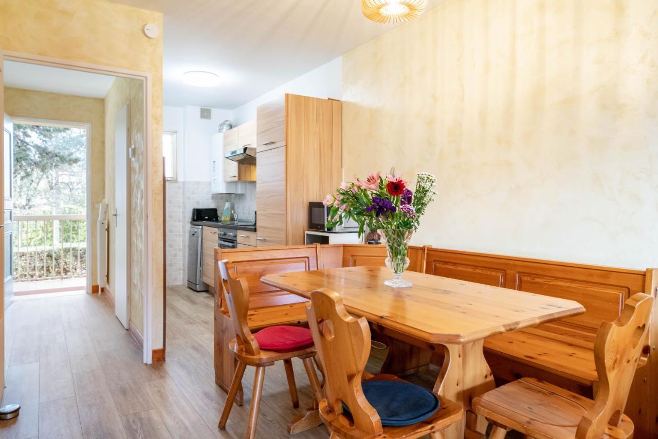 Apartment Spacious At A 5 Min Walk From The *