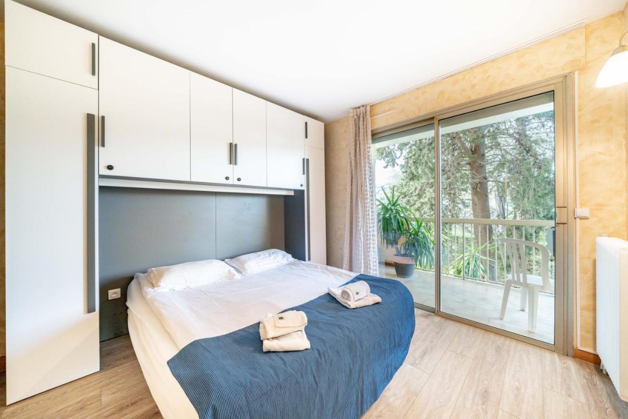 Apartment Spacious At A 5 Min Walk From The *